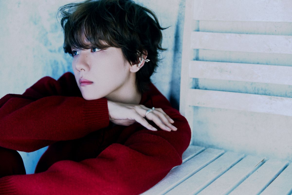 EXO Baekhyun's 'Essence of Reverie' sets record for highest 1st-day sales by a K-Pop solo artist on Hanteo in 2025