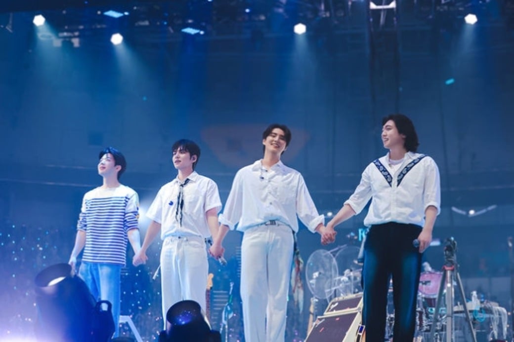 DAY6 concludes their ‘FOREVER YOUNG’ world tour in KSPO Dome with a bang