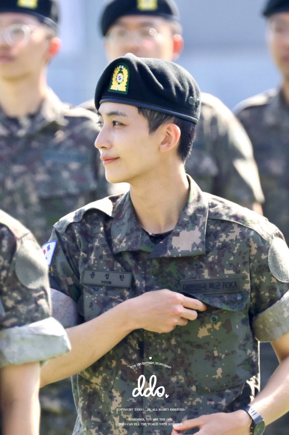 Jeonghan ceremony image 4