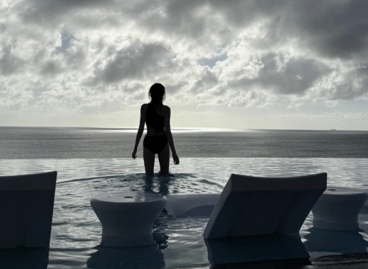 aespa’s Giselle captivates with casual charm and stunning visuals