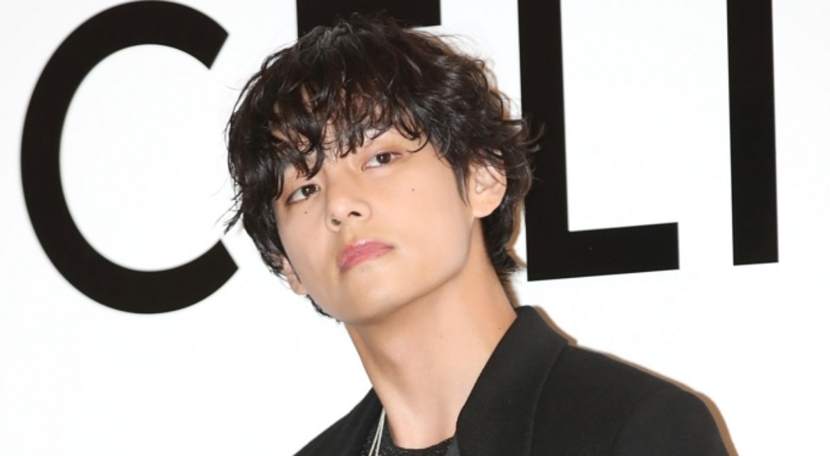 BTS's V ranks third on global influencer list, after Ronaldo and Messi