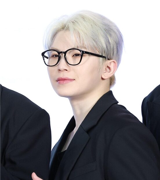 Woozi Military Photo 3