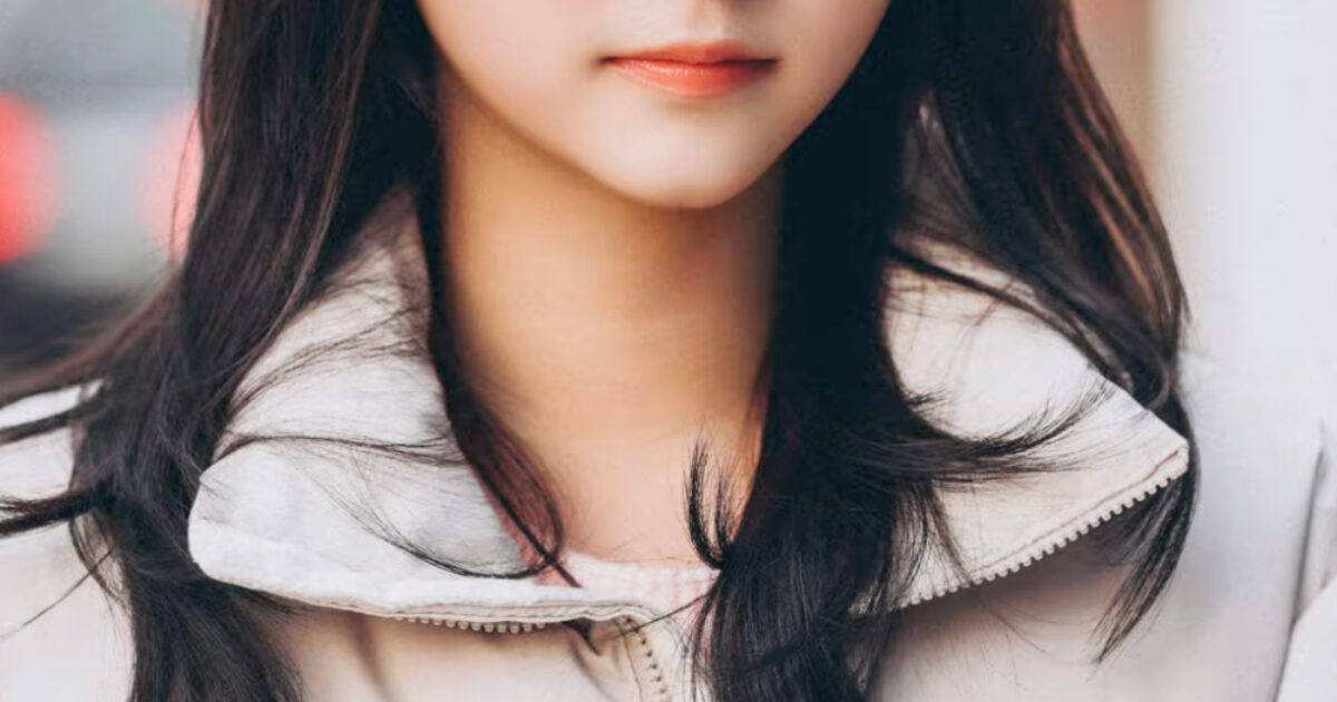 Jung So Yoon looks like NewJeans' Haerin