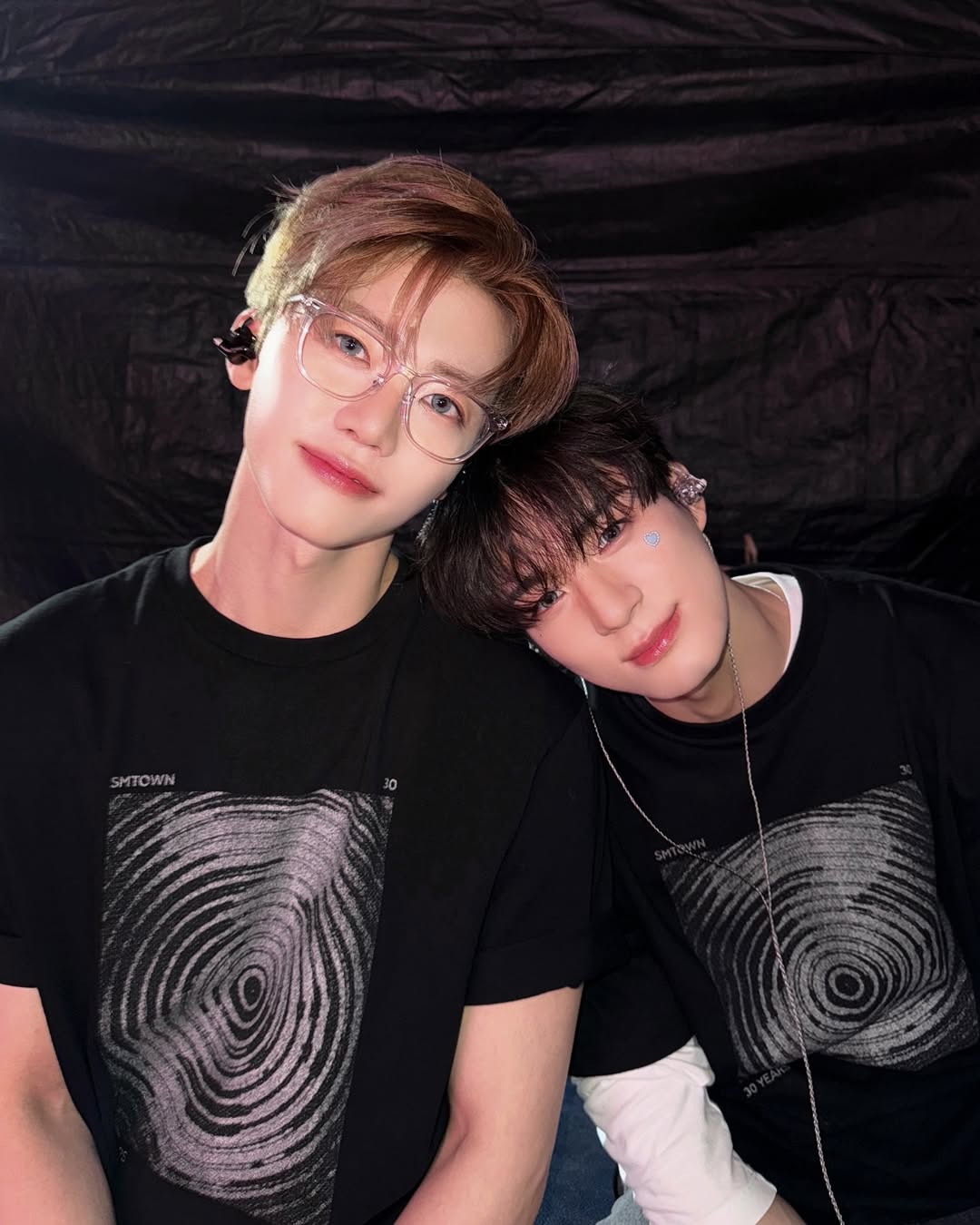 NCT Jaemin and Jeno reacting to tax comments