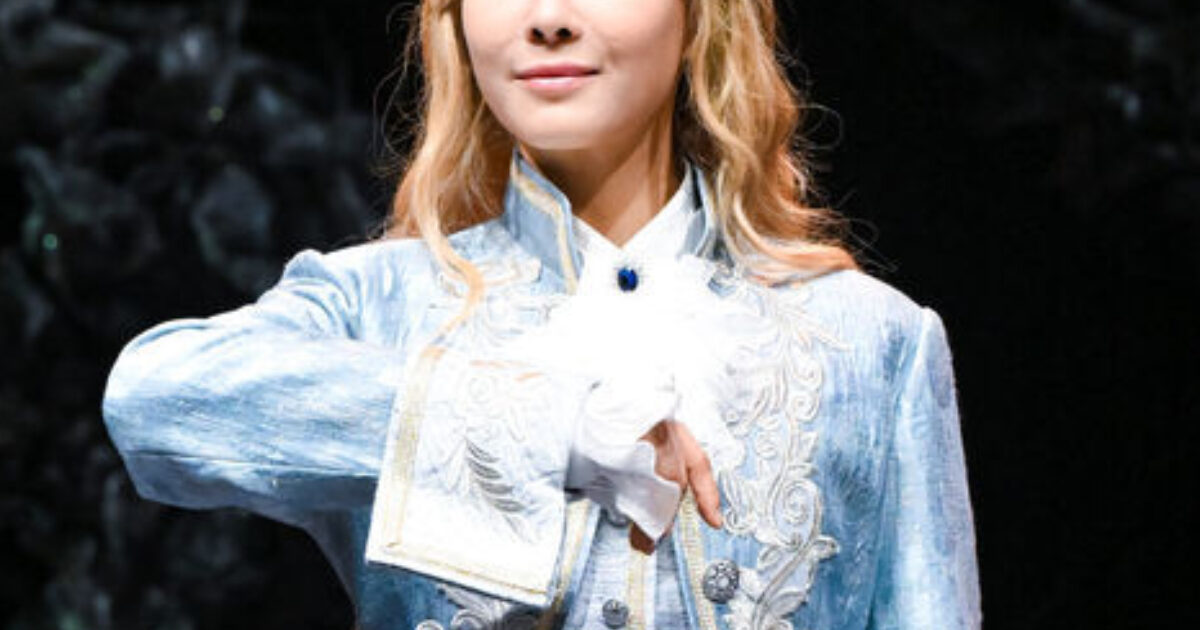 Ok Joo Hyun in Anna Karenina