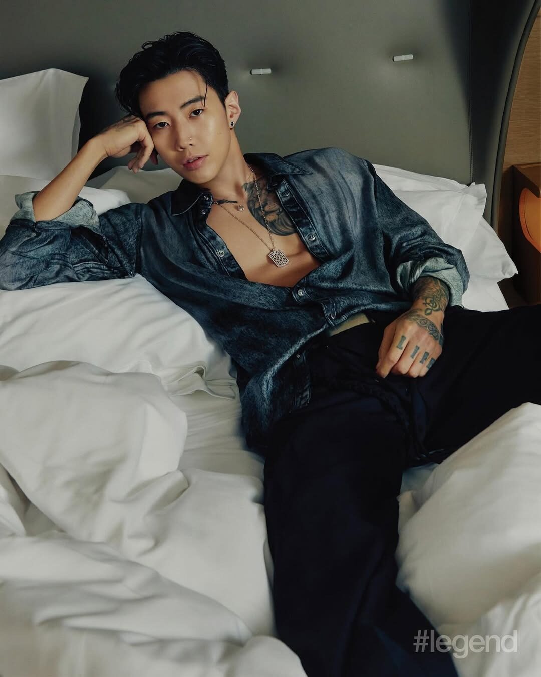 Jay Park showing his "honey skin"