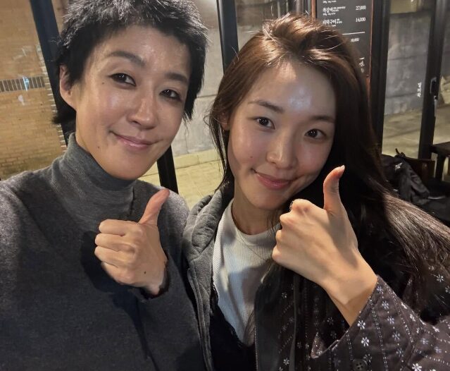 Hong Jin Kyung and Choi Mina Sue