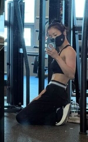 Lee Si Young Gym Pic 2
