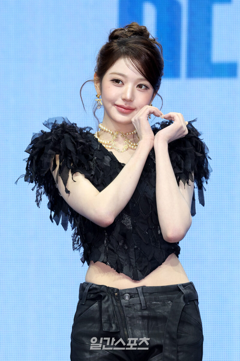 IVE Wonyoung elegance