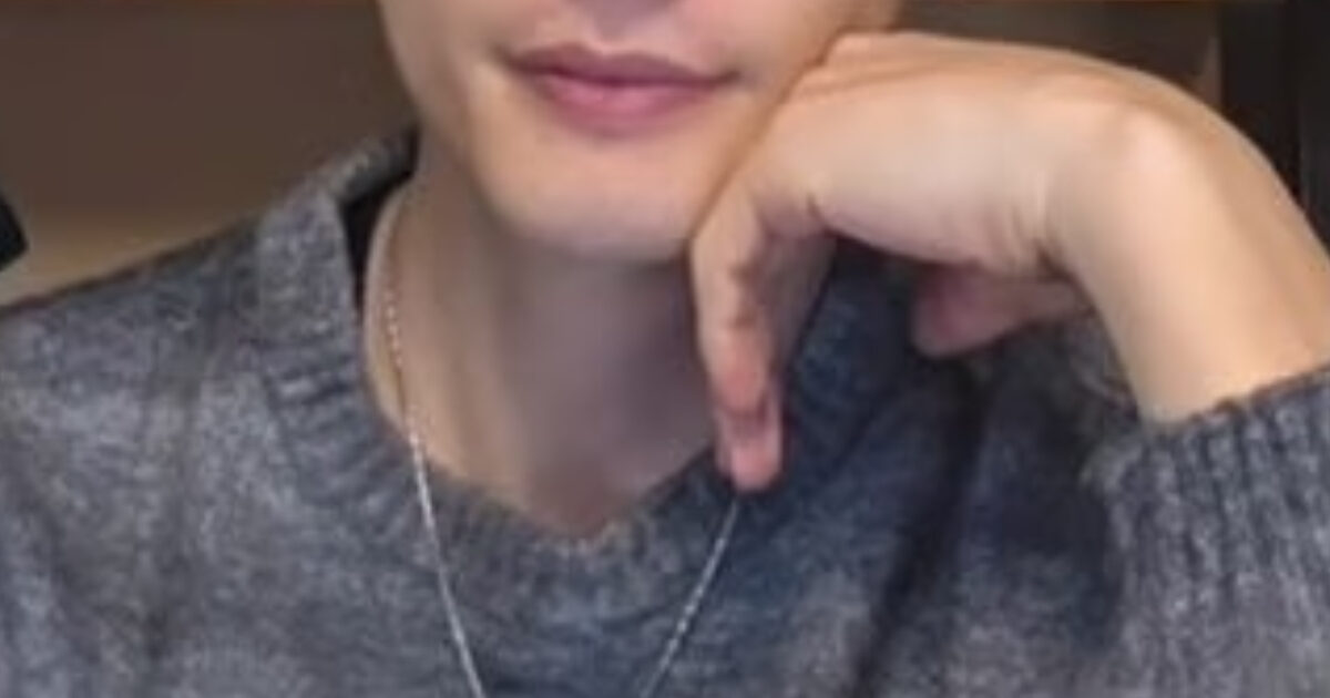 Scandal-Plagued Actor Rumored To Be Making Bank On TikTok... Netizens Leave Scathing Reviews Of His "Content"