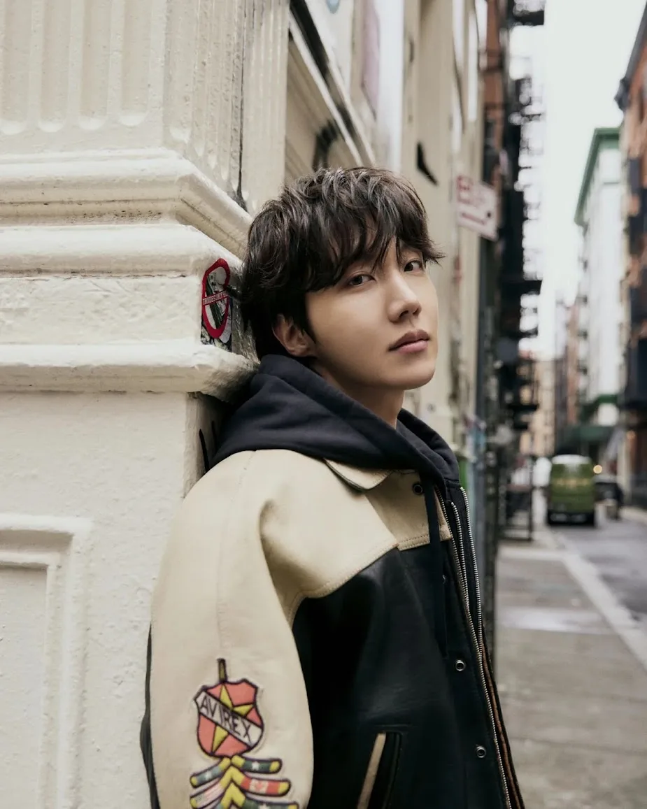 BTS J-Hope's 'intimidating' leadership at 2026 FIFA World Cup halftime sparks reactions