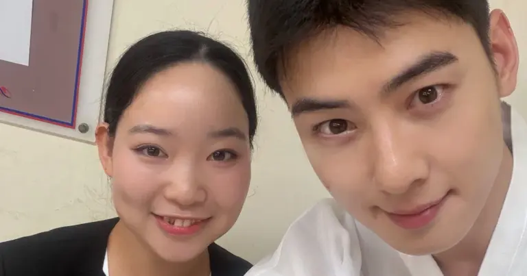 ASTRO's Cha Eunwoo appears in military band photos showing strengthened physique