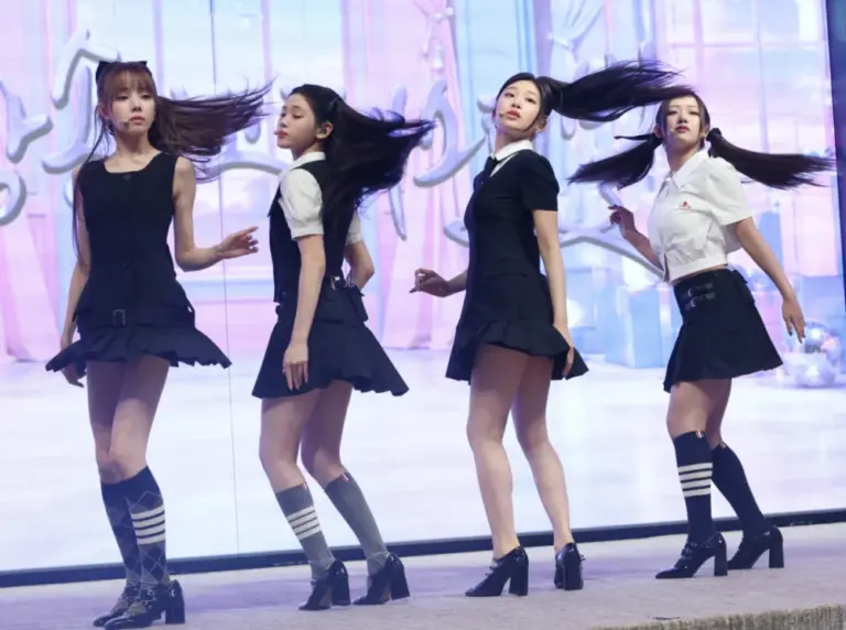 Baby DONT Cry earns CF Star Award for New Artist at 2026 MTN Festival