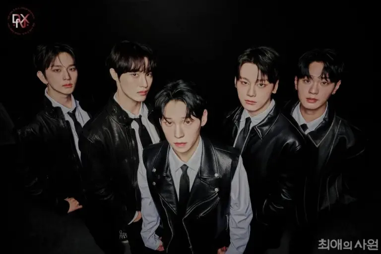 D.N.X reveals concept photos for tvN drama The Employee of My Favorite