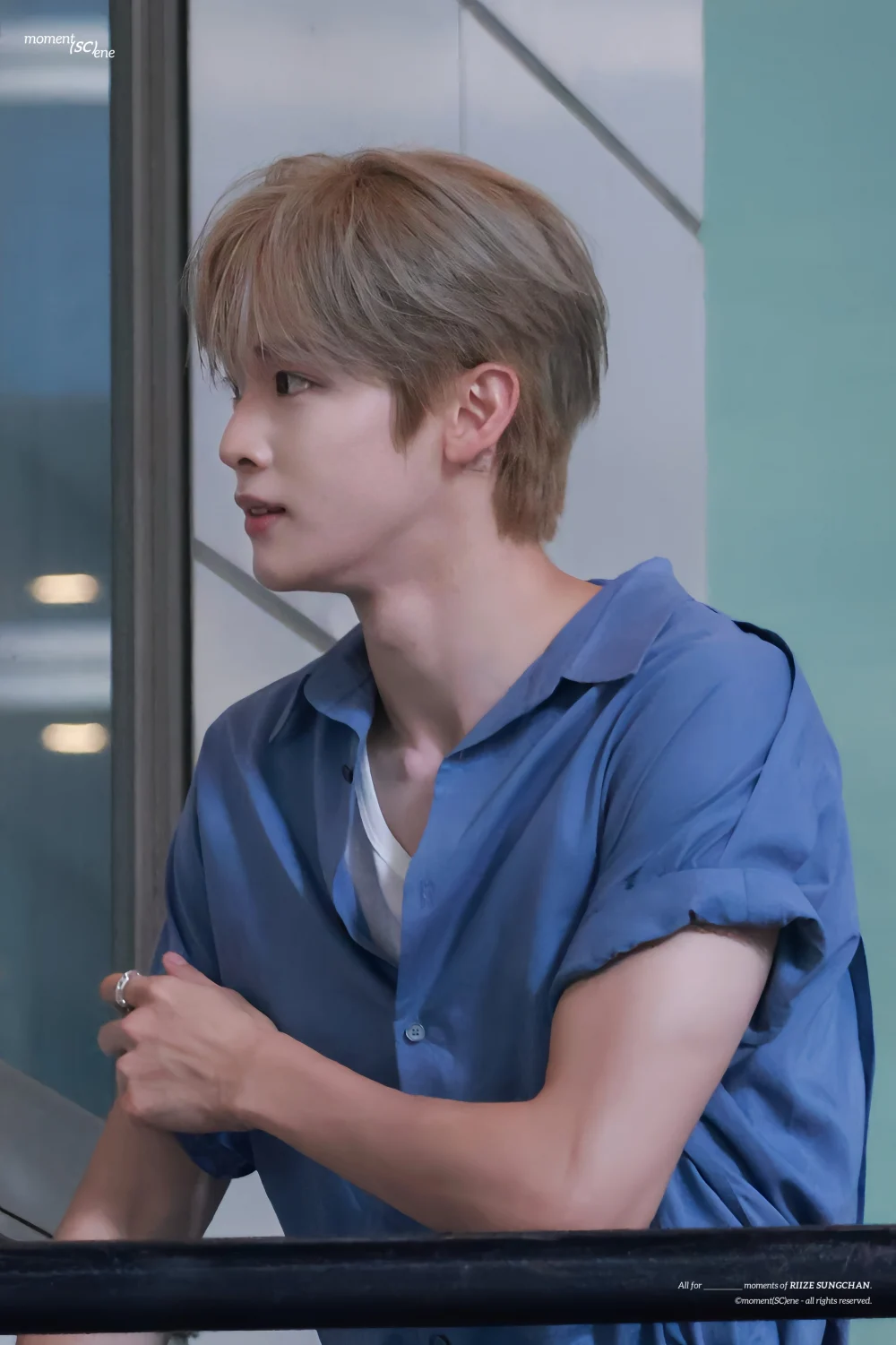 Fan-shared image from SUNGCHAN LANDS praising new blonde look
